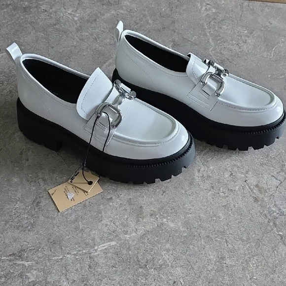 (J46) White and Black Platform Shoes with Chunky Sole Womans Shoes 7.5 - Picture 2 of 10
